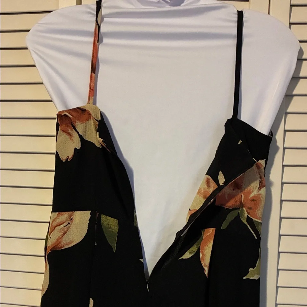 Beautiful Spring/ Summer Floral Black and Rose Formal minidress (S) - Picture 6 of 11